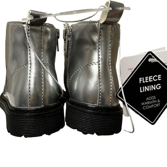 GIRLS Toddler COMBAT Ankle boots in silver faux leather Love Laces Comfy New - Picture 9 of 9